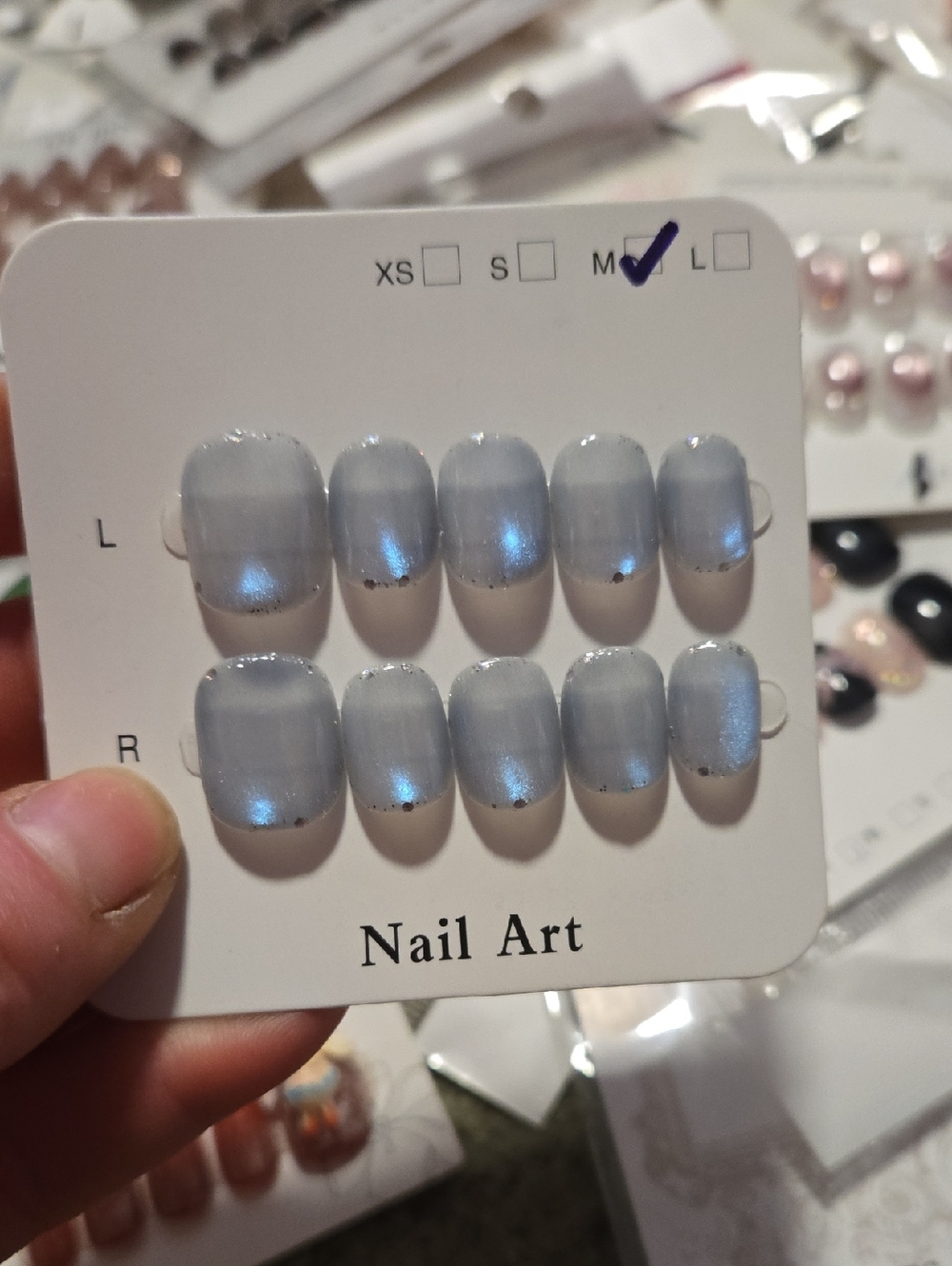 Iridescent Light Gray Press-On Nail Set